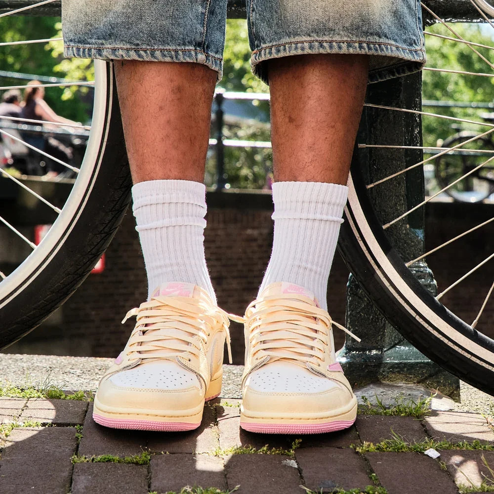 AJ1 Retro Low OG SP Travis Scott Shy Pink ¡Edición limitada!